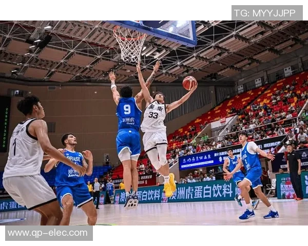 全运U22男篮激战正酣年轻球员展现风采争夺荣誉与未来的希望